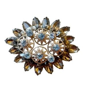 Vintage Sparkly Gray & Blue Rhinestone Brooch Starburst Design Silver Feminine